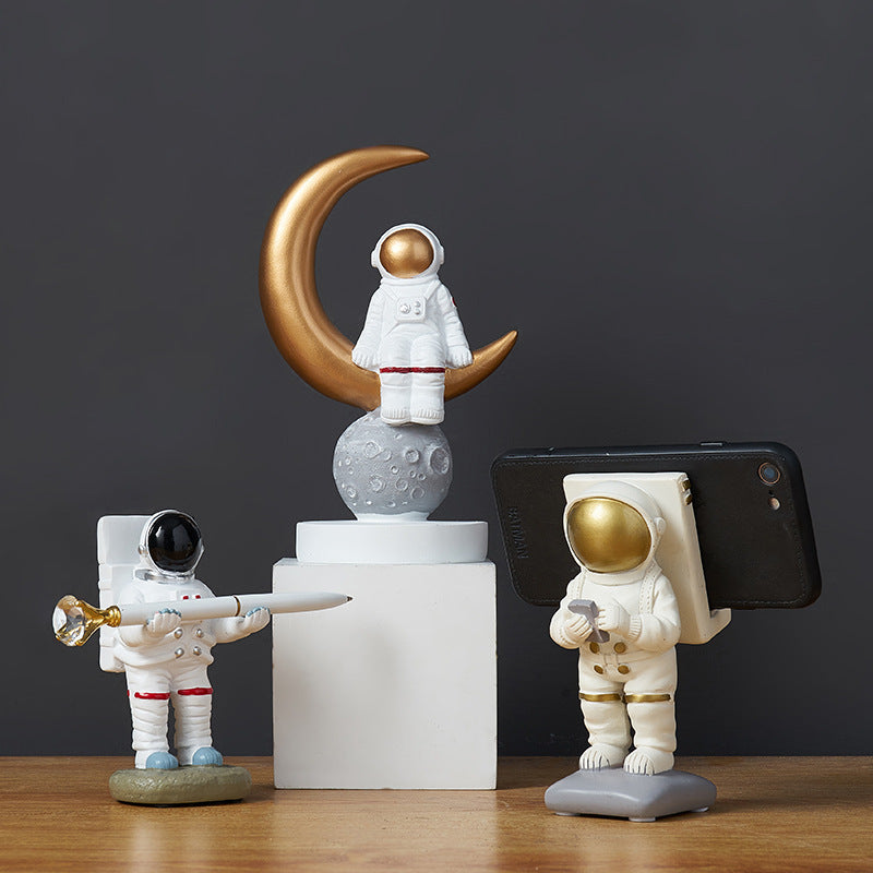 "Galactic Guardian" Astronaut Decor – Space-Themed Home Accent - Nova glow